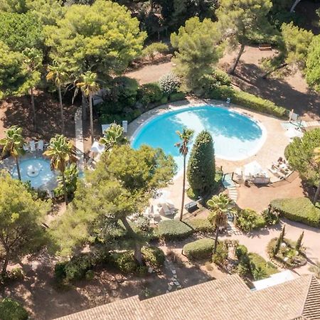 La badine Aparthotel Hyeres Bagian luar foto