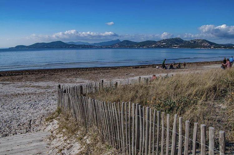 La badine Aparthotel Hyeres Bagian luar foto