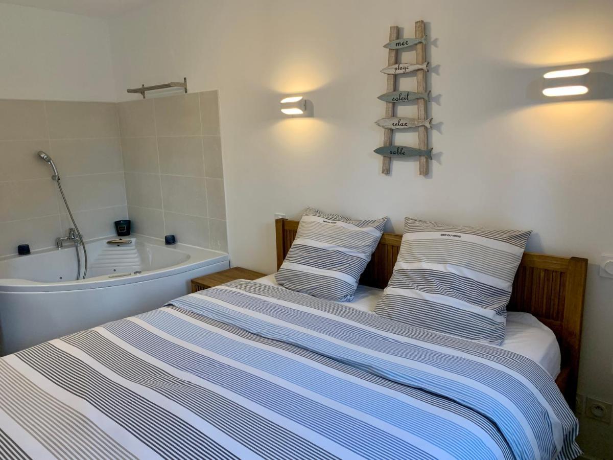 La badine Aparthotel Hyeres Bagian luar foto